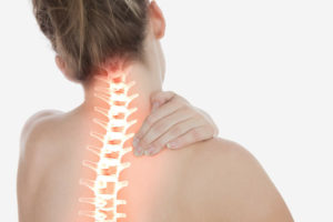 Боль в грудном отделе спины