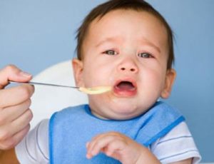 Ребенок в 9 месяцев стал плохо кушать