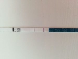 Слабоположительные тесты на беременность
