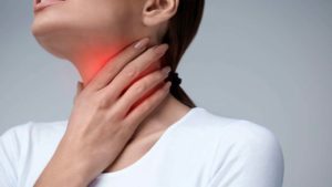 Боль в горле при зевании или просто напряжении
