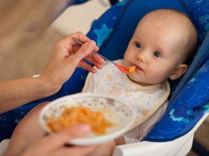 Ребенок в 3 месяца мало ест
